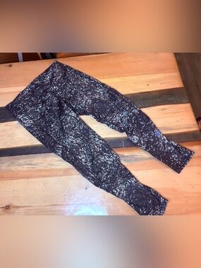 adidas White and Black 3/4 legging